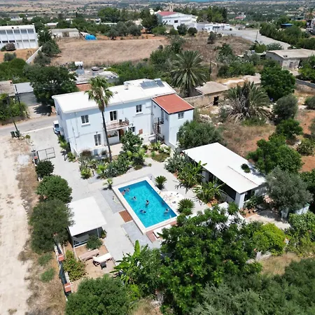Lägenhetshotell Hera Palace Boutique Yialousa