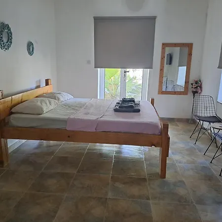 Hera Palace Boutique *